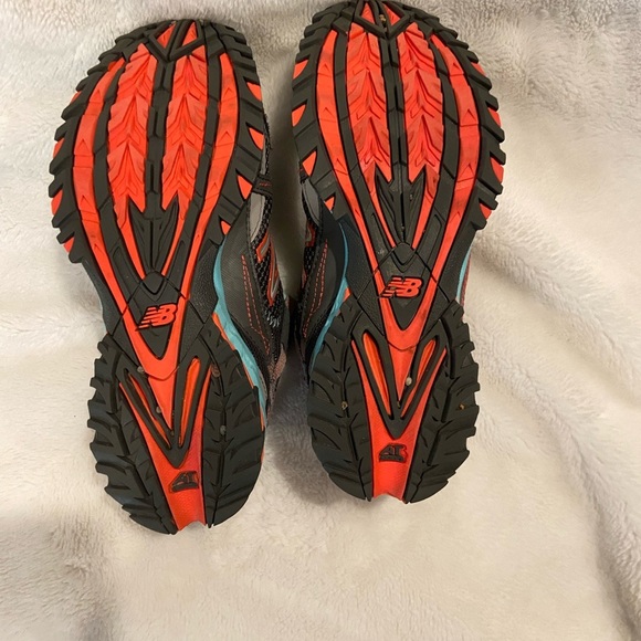 New Balance Gray and Aqua Athletic Shoes - Picture 3 of 6